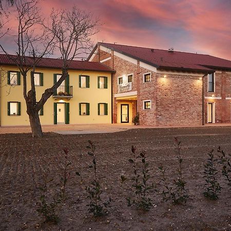 Brussa Horse Oasi Vila Caorle Exterior foto